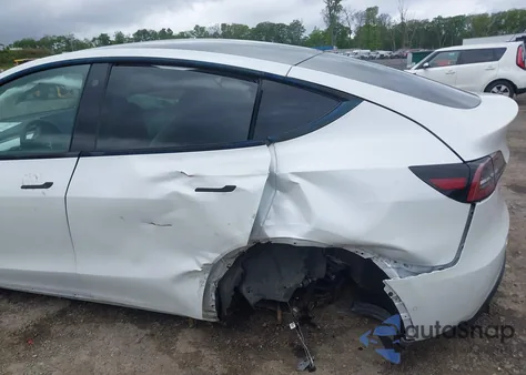 2021 Tesla Model Y Long Range Dual Motor All-Wheel Drive из США, поврежденный, VIN 5YJYGDEE8MF151699